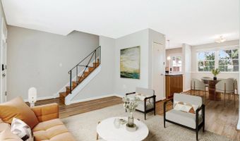 3763 KELLER Ave #111, Alexandria, VA 22302
