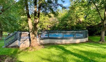 301 E. Pine St, Albion, IL 62806