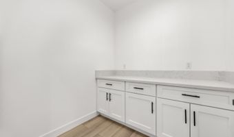 8248 Willow Ave, California City, CA 93505