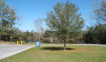 Cross St, Bagdad, FL 32583