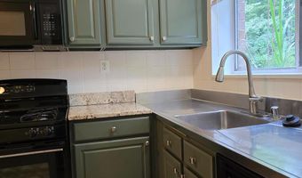 10654 MONTROSE Ave 3, Bethesda, MD 20814