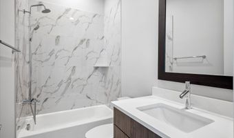6005 Laurel Ln, Addison, TX 75001