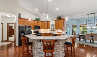 650 Eastpointe Ct, Amherst, OH 44001