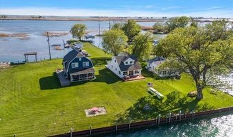 8395 N Channel Bas, Algonac, MI 48001