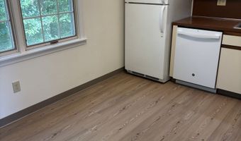 55 Founders Vlg 55, Clinton, CT 06413