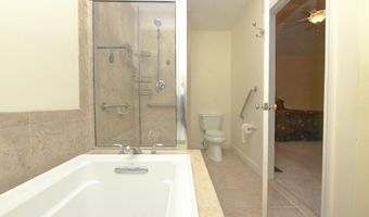 2 Candleberry Ct 2, Bourne, MA 02532