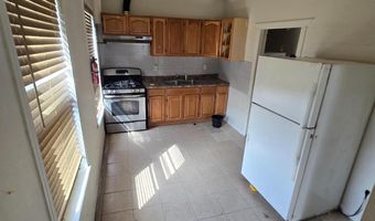 208 MAPLE St, Reading, PA 19602