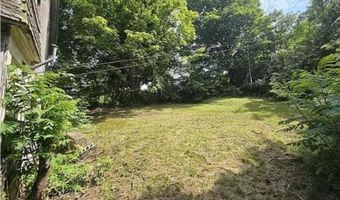 3 Race Course St, Amsterdam, NY 12010