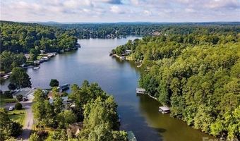 286 Aberdeen Ct E 43, Badin Lake, NC 28127