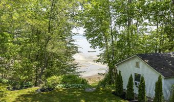 24 Amerescoggin Rd, Falmouth, ME 04105