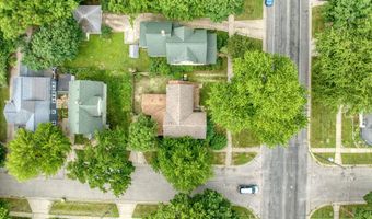 624 N Broad St, Adrian, MI 49221