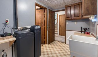 409 N Park St, Alexandria, MN 56308
