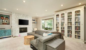 3721 Sanctuary Dr, Bath, OH 44333