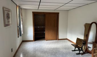 138 Spring Rd, Augusta, ME 04330