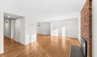 4619 MAYHUNT Ct, Alexandria, VA 22312