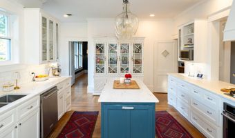 2010 Marye St, Alexandria, LA 71301