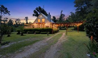 2609 Arpana Cir, Alford, FL 32420