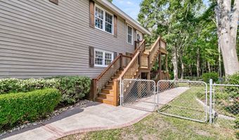 107 Jacks Ln, Bonneau, SC 29431