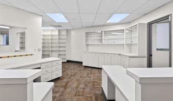 220 N WESTMONTE Dr A, Altamonte Springs, FL 32714