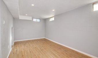 1207 E 7TH St, Cheyenne, WY 82007
