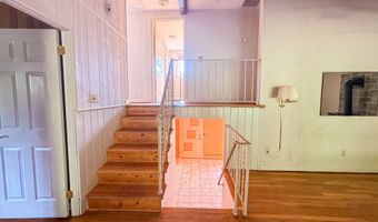 9 Meadow Brook Rd, Brookfield, CT 06804