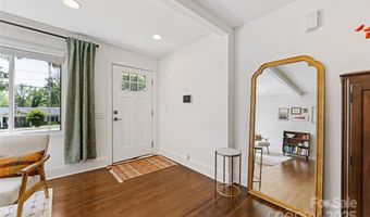 2933 Hilliard Dr, Charlotte, NC 28205