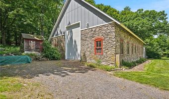 362 Abbott Run Valley Rd, Cumberland, RI 02864