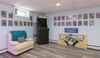 29 Cornell St, Avenel, NJ 07001