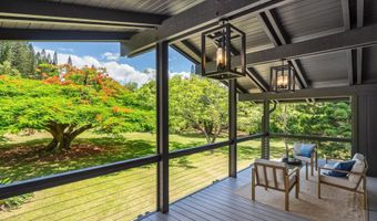 965 Hog Back Rd, Haiku, HI 96708