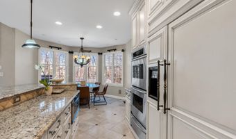 26 Bruns Rd, Allenhurst, NJ 07711