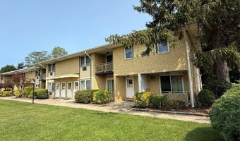 700 Broadway 5, Amityville, NY 11701