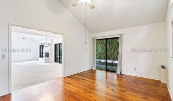 17 Dewberry Ln, Hilton Head Island, SC 29928