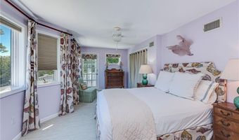 39 Brenton Rd, Newport, RI 02840
