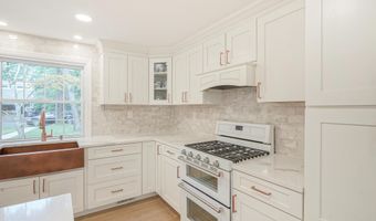 39 RED OAK Trl, Medford, NJ 08055