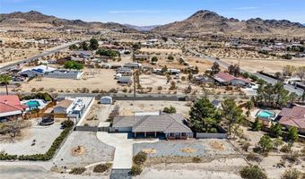16635 Wintun Rd, Apple Valley, CA 92307