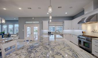 102 Angelfish Ct, Aransas Pass, TX 78336