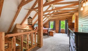 5152 Briar Ridge Dr, Aurora, IN 47001