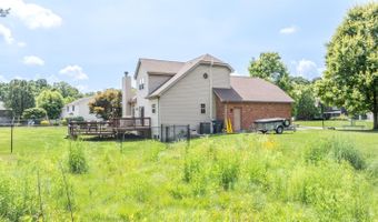 210 Evergreen Dr, Batesville, IN 47006
