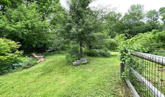 199 Main St, Belfast, ME 04915