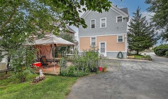 40 Brightridge Ave, East Providence, RI 02914