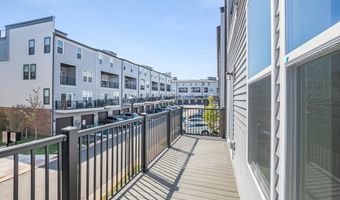 44514 WOLFHOUND Sq, Ashburn, VA 20147
