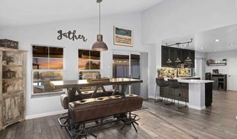 1945 Boulders Ln, Alpine, CA 91901