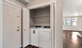 17181 SW SNOWDALE St 105, Beaverton, OR 97007