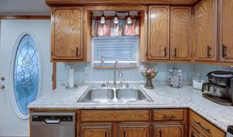 706 S B St, Arkansas City, KS 67005