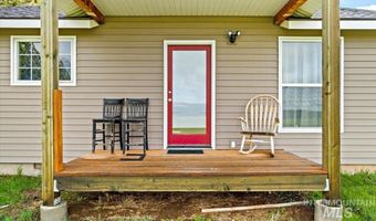 10169 Timberrim Dr, Cascade, ID 83611