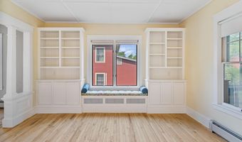 130 Ferguson Ave, Burlington, VT 05401