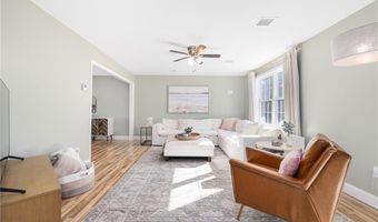 3 Victory Falls Rd, Coventry, RI 02827