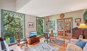 2473 Mt Hope Rd, Dodgeville, WI 53533