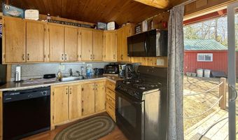 38 Lamb Farm Rd, Baileyville, ME 04694