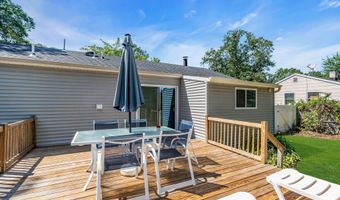 21 Park Ave, Bayville, NJ 08721